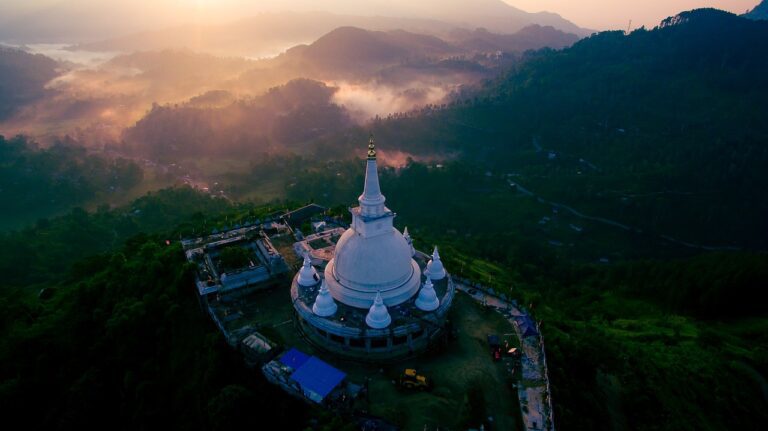 stupa 5327512 1280